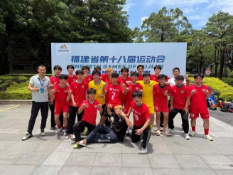 体育||绿茵逐梦，无愧热爱 ——记bet365网站学院足球队省运会1